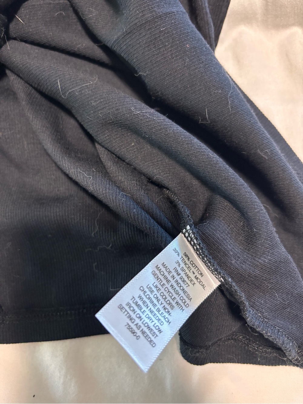 Shirt size medium - Picture 5 of 5